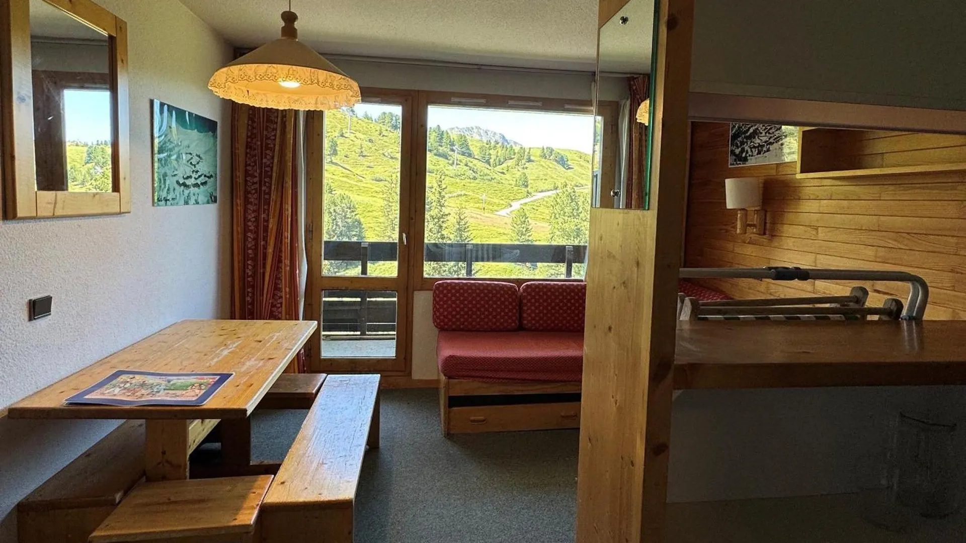 Appartement Fonctionnel Avec Balcon Et Acces Aux Pistes - Fr-1-181-2225 La Plagne-Tarentaise 0*,  France